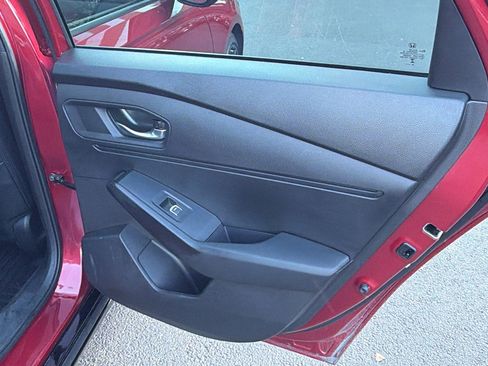 Used 2023 Honda Accord Sport image 32