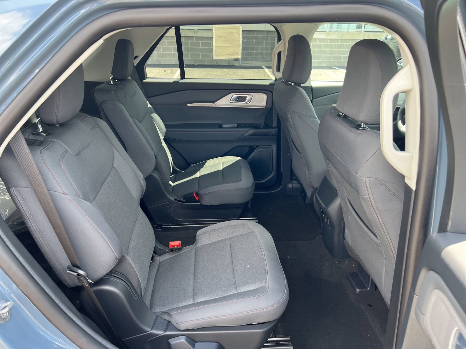 New 2026 Ford Explorer Active AWD/4WD image 7