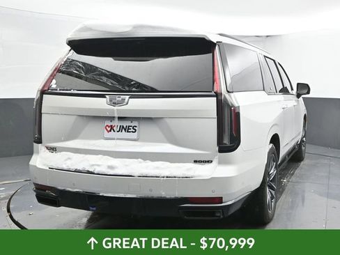Used 2023 Cadillac Escalade ESV Sport Platinum AWD/4WD image 10