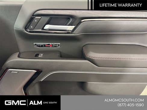 New 2026 GMC Sierra 1500 AT4X AWD/4WD image 16