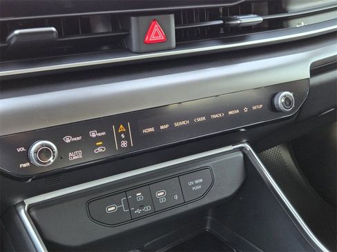 New 2026 Kia Carnival SX image 14