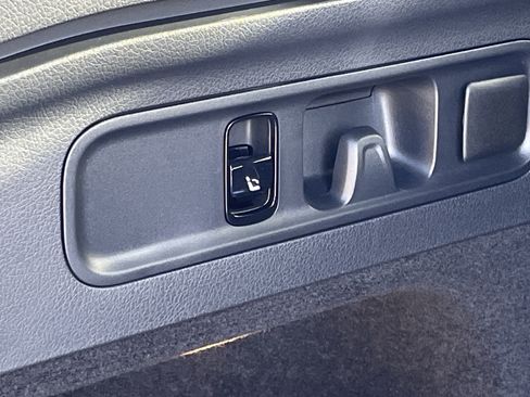 New 2026 Mercedes-Benz GLC 300 4MATIC image 10