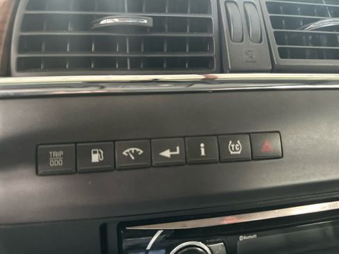 Used 2005 Buick LaCrosse CXL w/ Chrome Appearance Package image 24