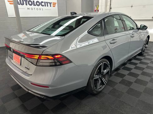 Used 2024 Honda Accord Sport image 10