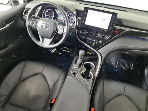 Used 2023 Toyota Camry XLE image 15