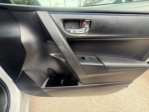 Used 2017 Toyota Corolla SE w/ Carpet Mat Package (TMS) image 22