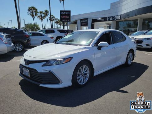 Used 2023 Toyota Camry LE w/ Convenience Package FWD image 2