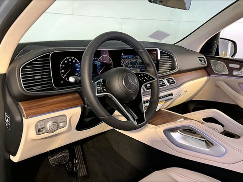 New 2026 Mercedes-Benz GLE 350 4MATIC image 9