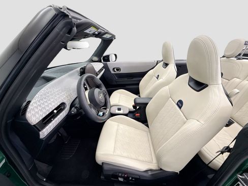 Certified 2025 MINI Cooper S FWD image 20