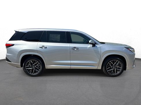 New 2026 Lexus TX 350 AWD image 2