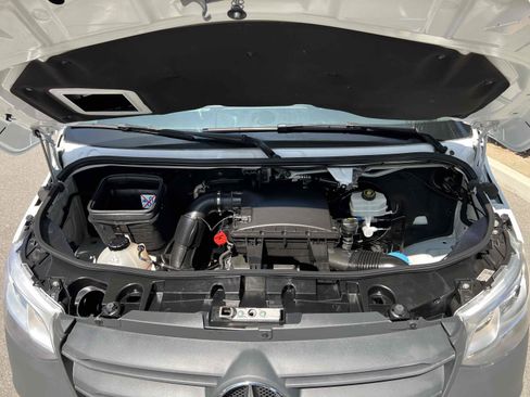 Used 2022 Mercedes-Benz Sprinter 1500 image 21