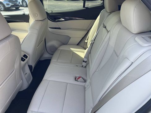 Used 2023 Buick Envision Essence AWD/4WD image 4