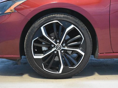 Used 2023 Nissan Altima 2.5 SR image 24