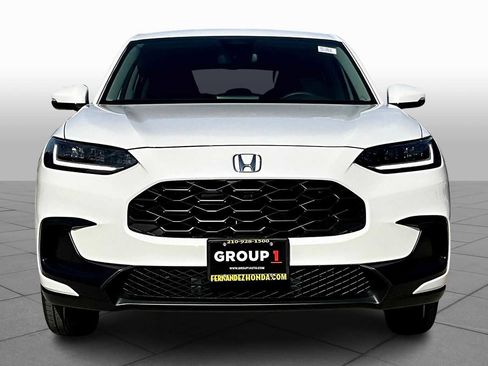 New 2026 Honda HR-V LX image 3