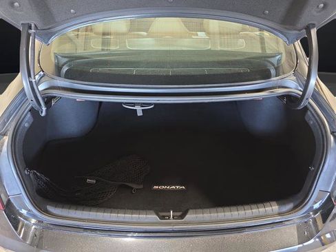 Used 2021 Hyundai Sonata Limited w/ Cargo Package image 15