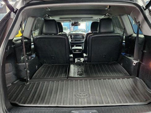 Used 2017 Toyota Highlander Limited image 77