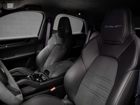 Used 2024 Porsche Cayenne Turbo GT image 62