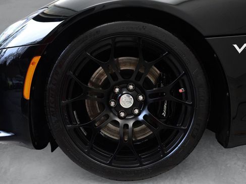 Used 2017 Dodge Viper SRT-10 RWD image 12