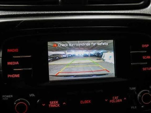 Used 2016 Kia Soul + image 22