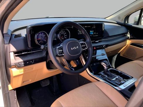 Certified 2024 Kia Carnival EX FWD image 18