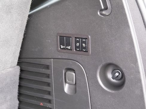 Used 2017 GMC Yukon Denali w/ Open Road Package image 31