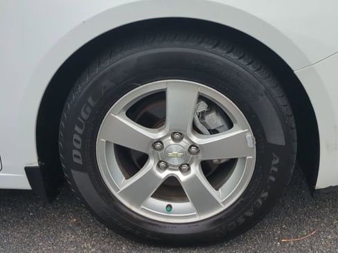 Used 2014 Chevrolet Cruze LT FWD image 10