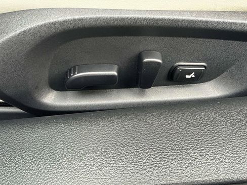 Used 2022 INFINITI Q60 3.0t Luxe w/ Essential Package image 14