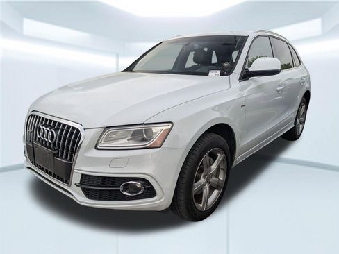 Used 2017 Audi Q5 2.0T Premium Plus w/ Technology Package image 1