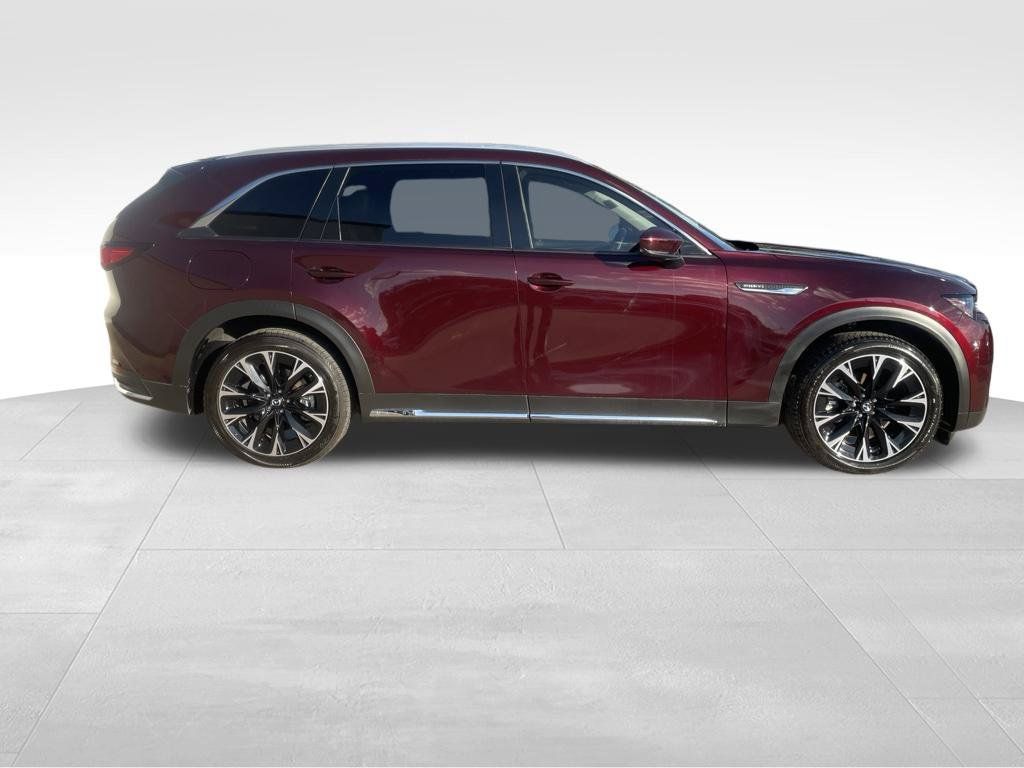 Used 2024 MAZDA CX-90 Plug-In Hybrid w/ Premium Pkg AWD/4WD image 4