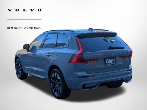 New 2026 Volvo XC60 B5 Plus w/ Climate Package image 5