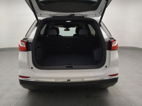 Used 2021 Chevrolet Equinox Premier FWD image 29