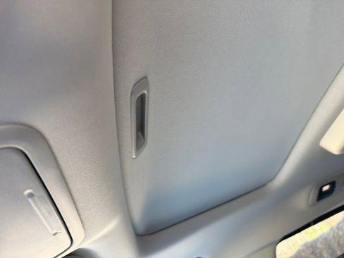 New 2026 Honda Odyssey Touring image 21