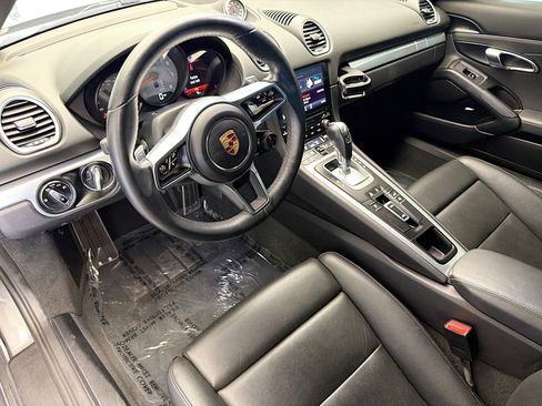 Used 2017 Porsche 718 Boxster S RWD image 7
