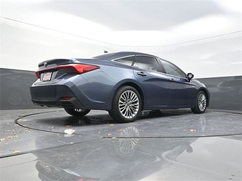 Used 2021 Toyota Avalon Limited w/ Advanced Safety Package image 33