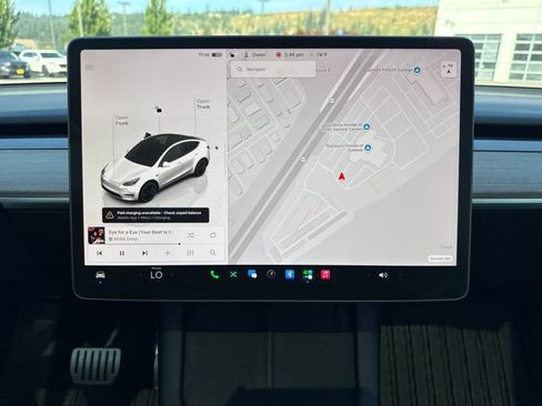 Used 2022 Tesla Model Y Performance AWD/4WD image 23