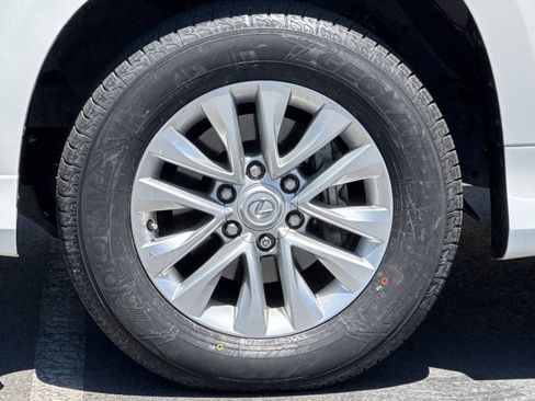 Used 2019 Lexus GX 460 Premium w/ Premium Package AWD/4WD image 38