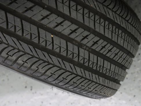 Used 2023 INFINITI Q50 Luxe w/ Cargo Package image 86