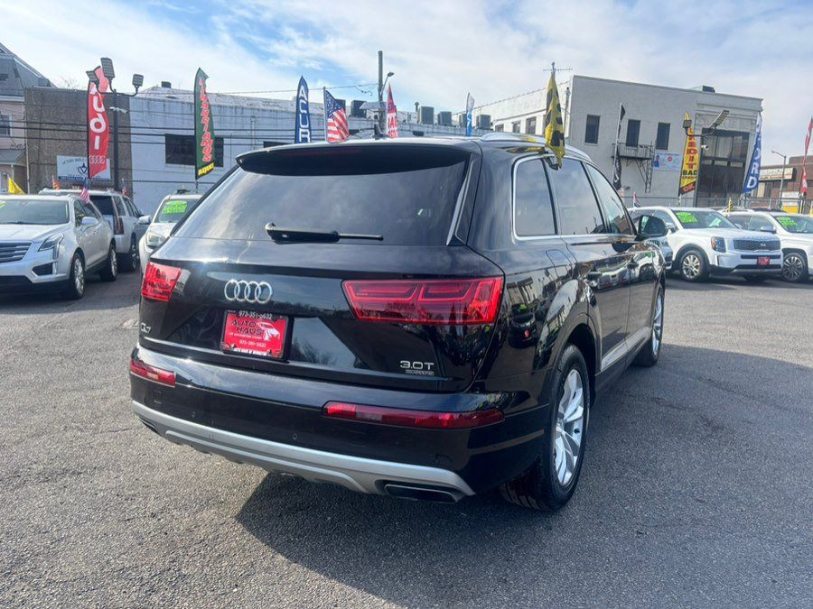 Used 2017 Audi Q7 3.0T Premium Plus AWD/4WD image 7