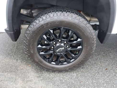 Used 2025 Chevrolet Silverado 2500 LT w/ Trail Boss Package image 39