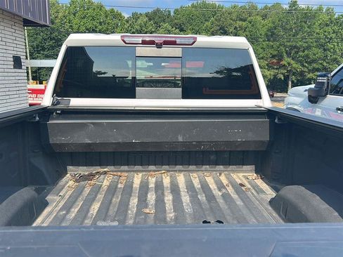 Used 2023 Chevrolet Silverado 2500 High Country w/ Safety Package II AWD/4WD image 15