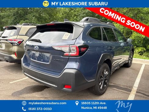 Used 2025 Subaru Outback Onyx Edition AWD/4WD image 6