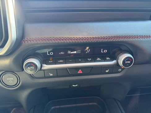 Used 2025 MAZDA CX-50 AWD 2.5 Hybrid w/ Weather Package image 22