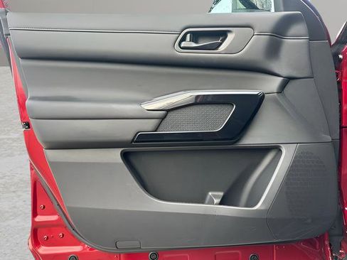 New 2026 Nissan Pathfinder SV AWD/4WD image 13