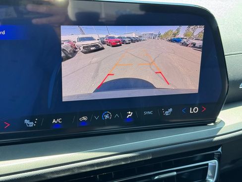 New 2026 Chevrolet Traverse LT FWD image 17