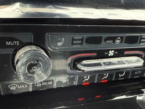 New 2025 Jeep Grand Cherokee L Limited w/ Black Appearance Package image 17