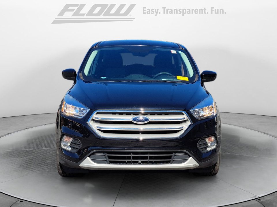 Used 2019 Ford Escape SE FWD image 3