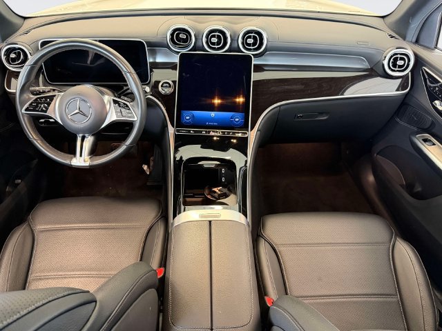 Certified 2025 Mercedes-Benz GLC 300 4MATIC image 13