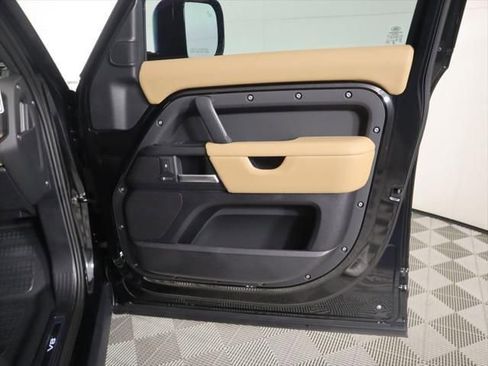 New 2025 Land Rover Defender 130 V8 AWD/4WD image 26