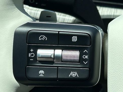 New 2025 Hyundai Santa Fe Calligraphy FWD image 32