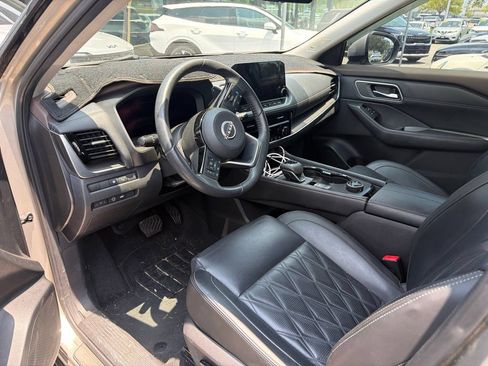 Used 2023 Nissan Rogue Platinum w/ Platinum Premium Package AWD/4WD image 11